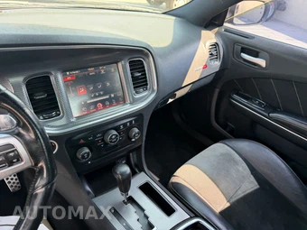 2012 Dodge Charger SRT8 - miniatura 12