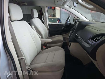 2012 Dodge Grand Caravan Crew 121.2" WB – miniatura 19