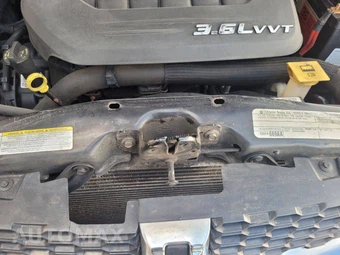 2012 Dodge Grand Caravan Crew 121.2" WB - miniatura 4