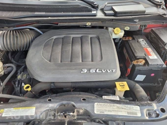 2012 Dodge Grand Caravan Crew 121.2" WB - miniatura 8