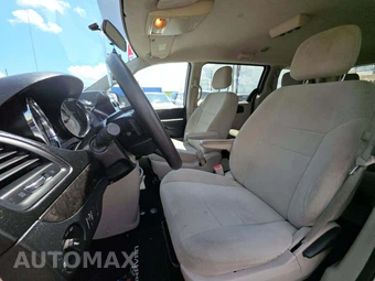 2012 Dodge Grand Caravan SE 121.2" WB – miniatura 3