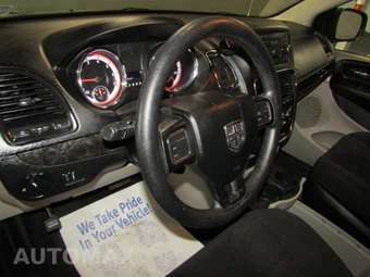 2012 Dodge Grand Caravan SE 121.2" WB - miniatura 8