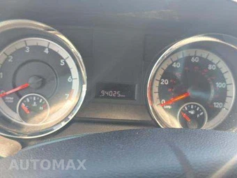 2012 Dodge Grand Caravan SXT 121.2" WB – miniatura 10