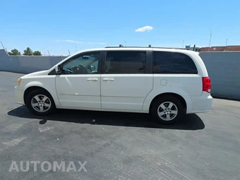 2012 Dodge Grand Caravan SXT 121.2" WB – miniatura 3