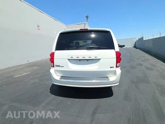 2012 Dodge Grand Caravan SXT 121.2" WB – miniatura 4