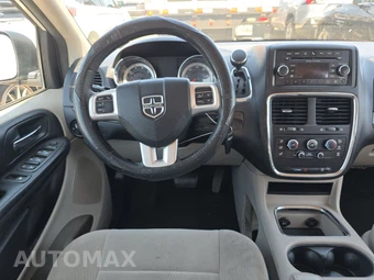 2012 Dodge Grand Caravan SXT 121.2" WB – miniatura 10