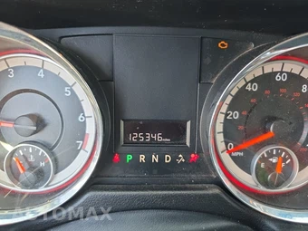 2012 Dodge Grand Caravan SXT 121.2" WB – miniatura 12