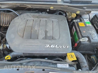 2012 Dodge Grand Caravan SXT 121.2" WB – miniatura 16