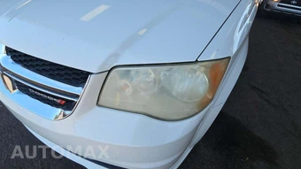 2012 Dodge Grand Caravan SXT 121.2" WB – miniatura 39