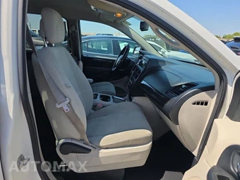 2012 Dodge Grand Caravan SXT 121.2" WB – miniatura 8