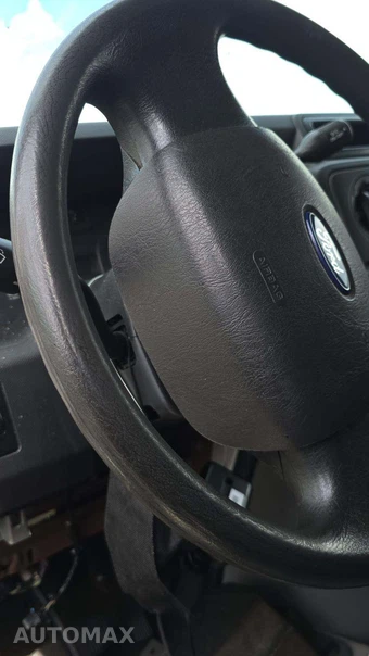 2012 Ford E-150 Commercial Cargo Van 138.0" WB – miniatura 27