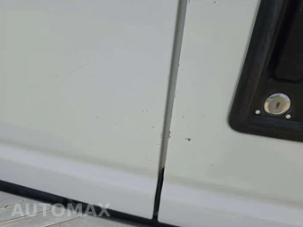 2012 Ford E-150 Commercial Cargo Van 138.0" WB - miniatura 25