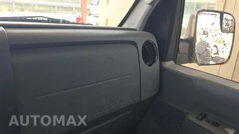 2012 Ford E-150 Commercial Cargo Van 138.0" WB – miniatura 27