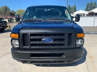 2012 Ford E-150 Commercial Cargo Van - miniatura 5