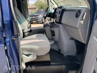 2012 Ford E-150 Commercial Cargo Van - miniatura 10