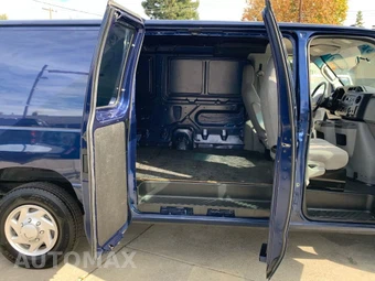 2012 Ford E-150 Commercial Cargo Van - miniatura 11