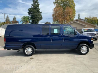 2012 Ford E-150 Commercial Cargo Van - miniatura 4