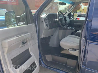 2012 Ford E-150 Commercial Cargo Van - miniatura 9