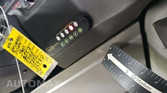 2012 Ford E-250 Commercial Cargo Van 138.0" WB – miniatura 26