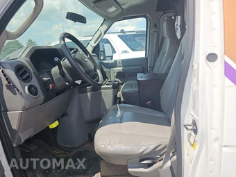 2012 Ford E-250 Commercial Cargo Van 138.0" WB – miniatura 5
