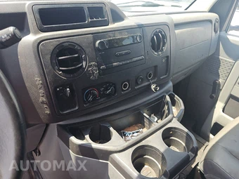 2012 Ford E-250 Commercial Cargo Van 138.0" WB – miniatura 6