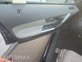 2012 Ford Edge SE – miniatura 9