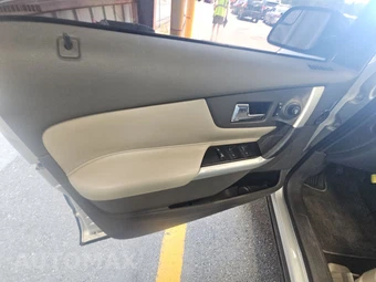 2012 Ford Edge SEL – miniatura 9