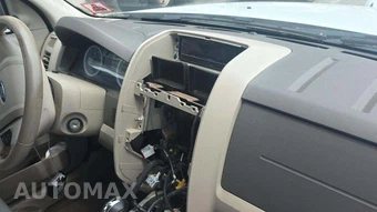 2012 Ford Escape Hybrid - miniatura 9