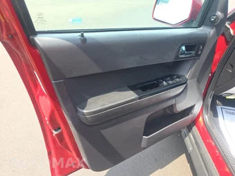 2012 Ford Escape Limited – miniatura 9