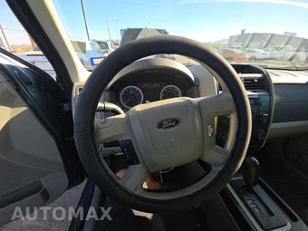 2012 Ford Escape XLS – miniatura 10