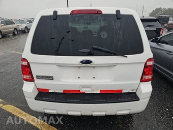 2012 Ford Escape XLS – miniatura 5
