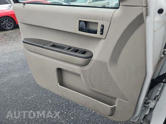 2012 Ford Escape XLS – miniatura 9
