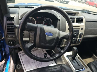 2012 Ford Escape XLT – miniatura 10