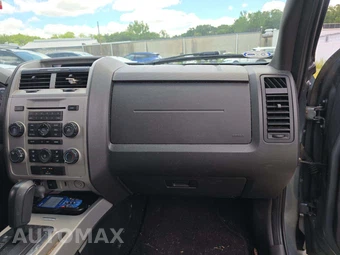 2012 Ford Escape XLT – miniatura 19