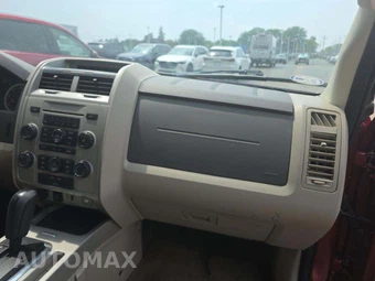 2012 Ford Escape XLT – miniatura 16