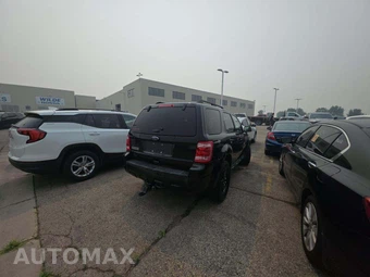 2012 Ford Escape XLT – miniatura 3