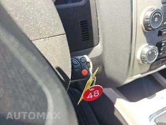 2012 Ford Escape XLT – miniatura 8