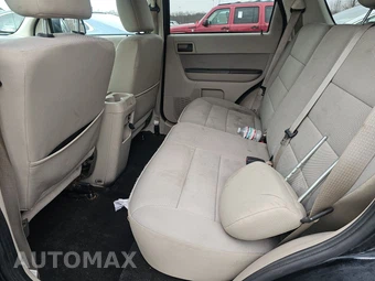 2012 Ford Escape XLT – miniatura 13