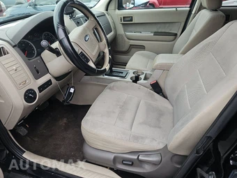2012 Ford Escape XLT – miniatura 7