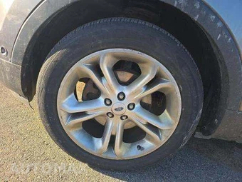 2012 Ford Explorer Limited – miniatura 6