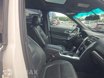 2012 Ford Explorer Limited - miniatura 8