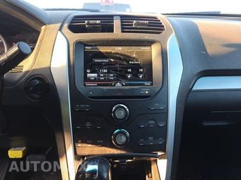2012 Ford Explorer XLT - miniatura 11