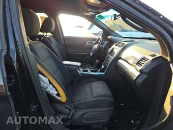2012 Ford Explorer XLT - miniatura 8