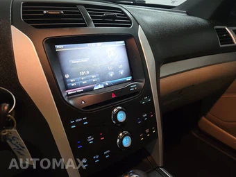 2012 Ford Explorer XLT – miniatura 11