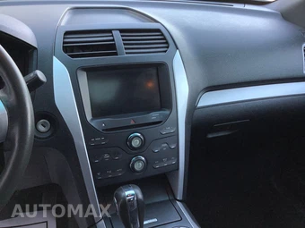 2012 Ford Explorer XLT - miniatura 10