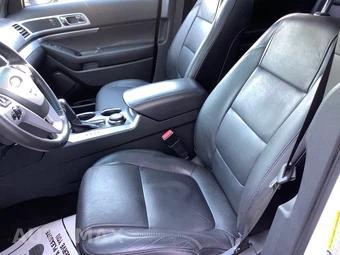 2012 Ford Explorer XLT - miniatura 15