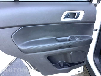2012 Ford Explorer XLT - miniatura 16