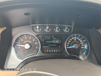 2012 Ford F-150 Lariat Crew Cab Medium Bed – miniatura 12