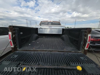 2012 Ford F-150 Lariat Crew Cab Medium Bed – miniatura 16