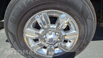 2012 Ford F-150 Lariat Crew Cab Medium Bed – miniatura 48